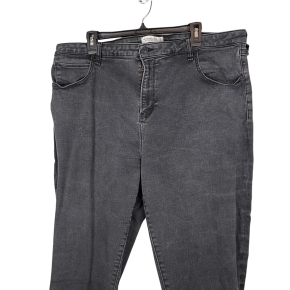 Abercrombie & Fitch Grey Black High Rise Skinny Distressed Ankle Jeans size 24L - Picture 7 of 8